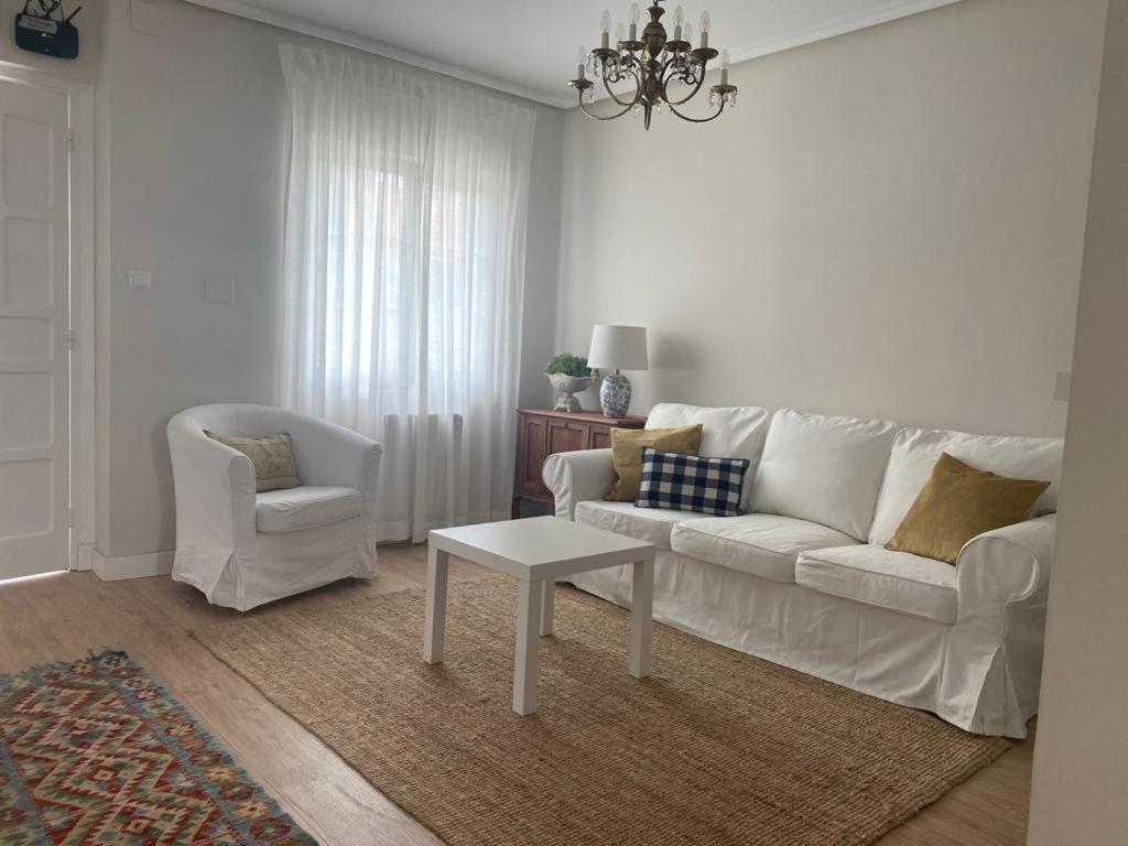 La Casita De El Montan Baja Aparthotel Avilés Exterior foto
